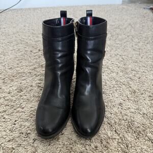Tommy Hilfiger Women Twdena Booties Size 8 Black Side Zipper Logo No Box Classic